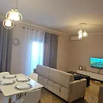 Center Easy_luxury * تيرانا